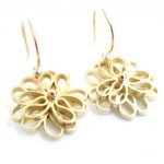 Boeketreeks oorhangers 14kt goud