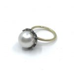 Gouden ring met grote cultive parel